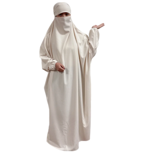 Abaya Moyen-Orient Essentielle – présentation du modèle, vue 9