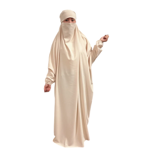 Abaya Moyen-Orient Essentielle – présentation du modèle, vue 12