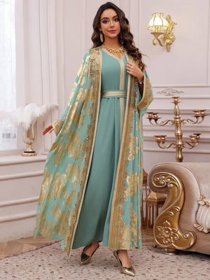 Abaya Brodée Verte Pour Femme – détail du tissu et des finitions