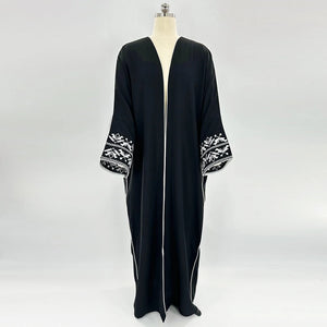 Abaya Brodée Noire ou Hijab Assorti – vue produit 7