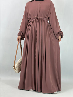 Abaya Kaftan Luxe Femme Musulmane – présentation du modèle, vue 5