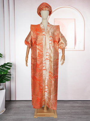 Caftan Marocain Satiné Pour Femme – détail du tissu et des finitions