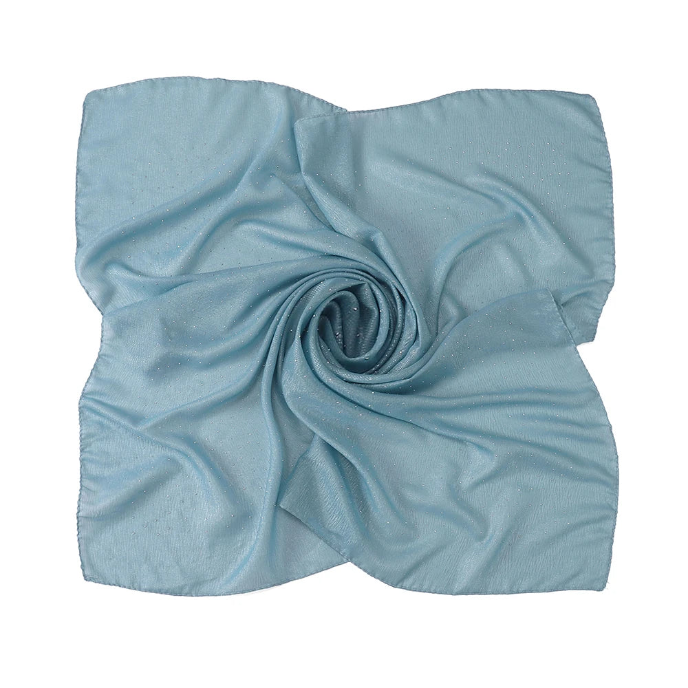 Hijab Carré Mousseline Strass Pour Femme – Tons Frais en bleu pastel – Maison Layina