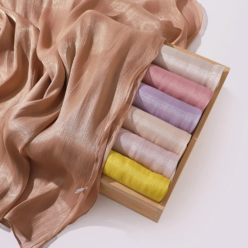 Hijab Mousseline Premium Uni Pour Femme – tissu, coupe et finitions – Maison Layina
