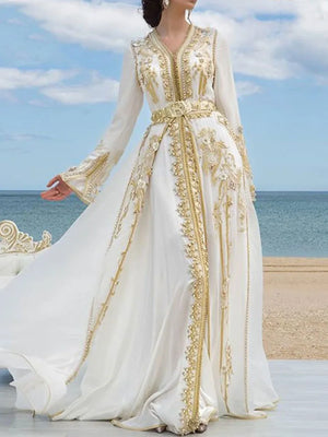 Robe Orientale Blanche Mousseline et Dentelle Dorée – vue produit 2 – Maison Layina