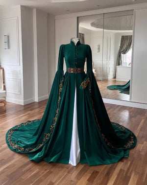 Robe Orientale Velours Vert Brodée – vue principale