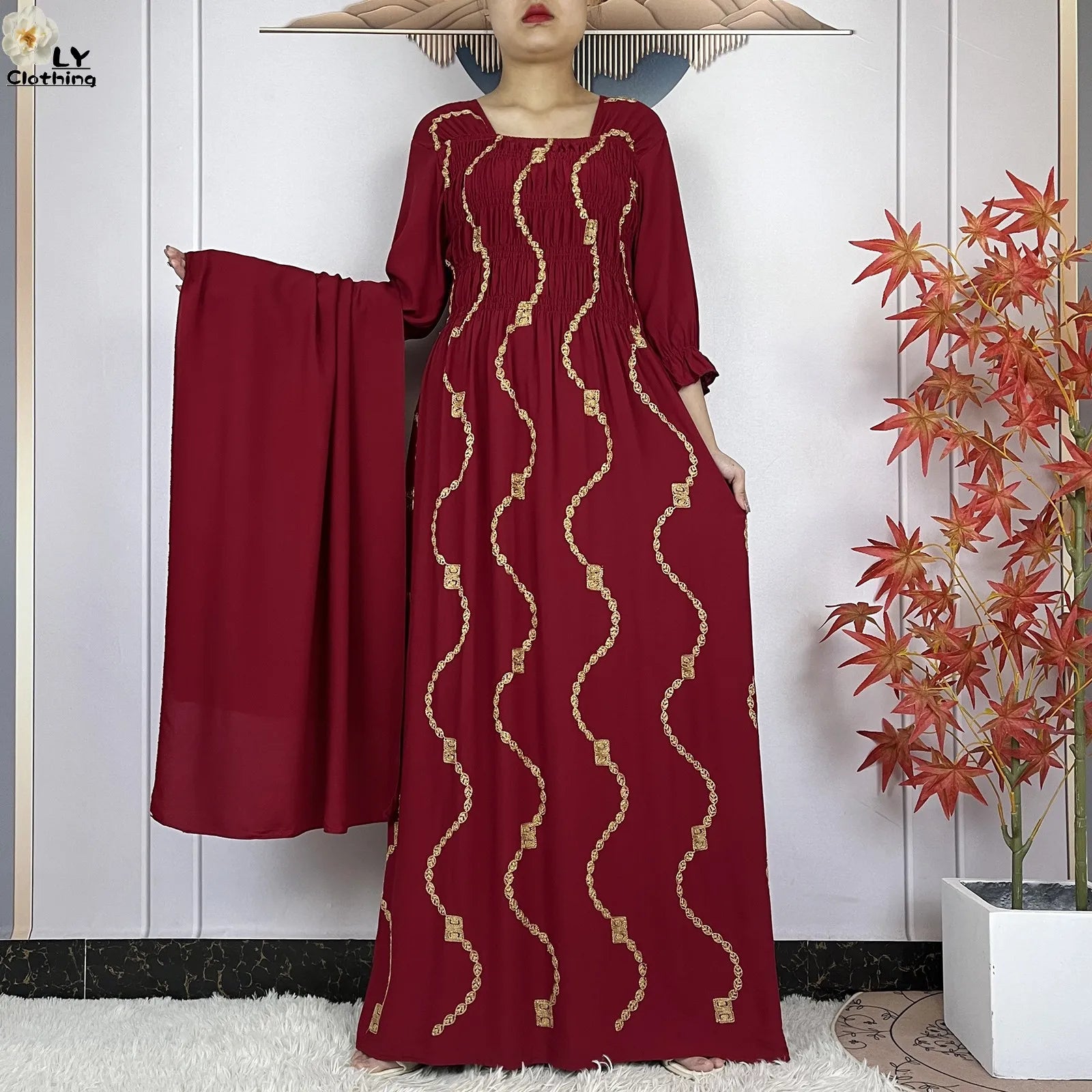 Abaya Africaine Coton Brodée – présentation du modèle, vue 14