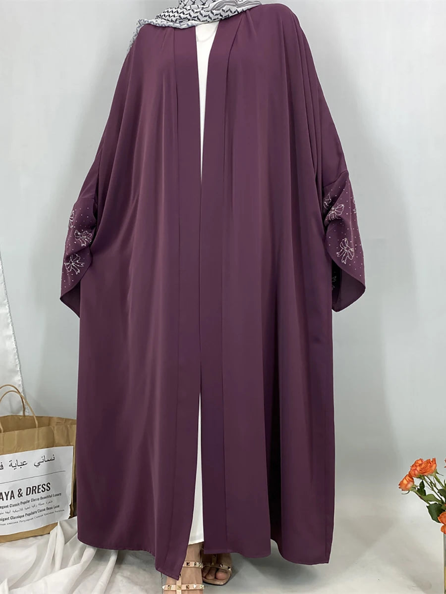 Kimono Papillon Kebaya Pour Femme – présentation du modèle, vue 8