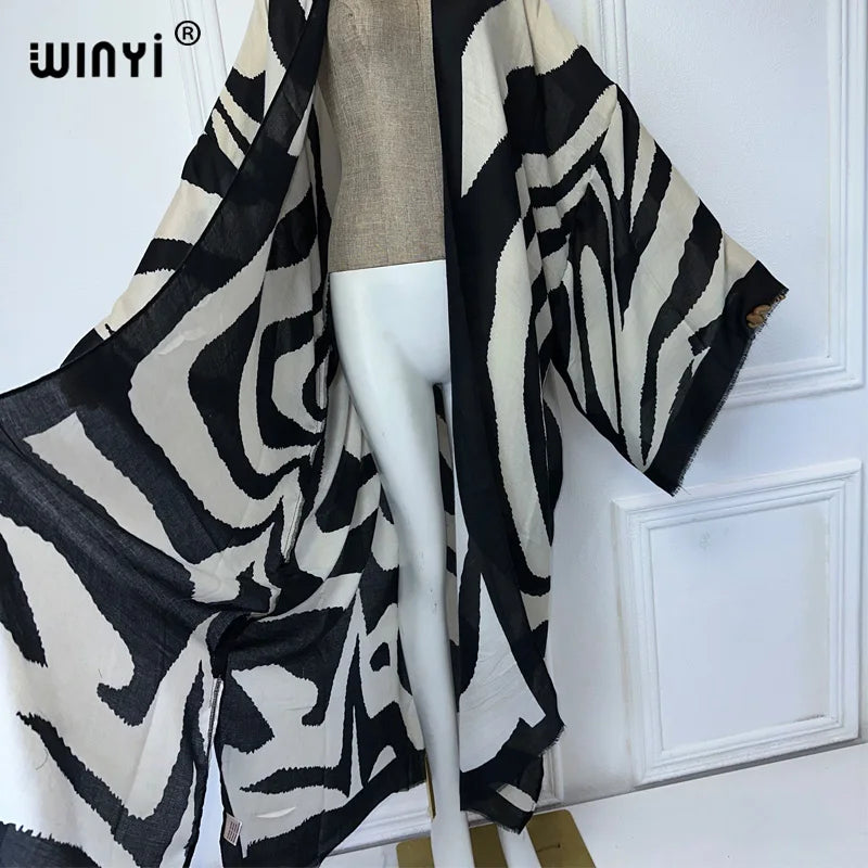 Kimono Cardigan Imprimé Zèbre – détail du tissu et des finitions