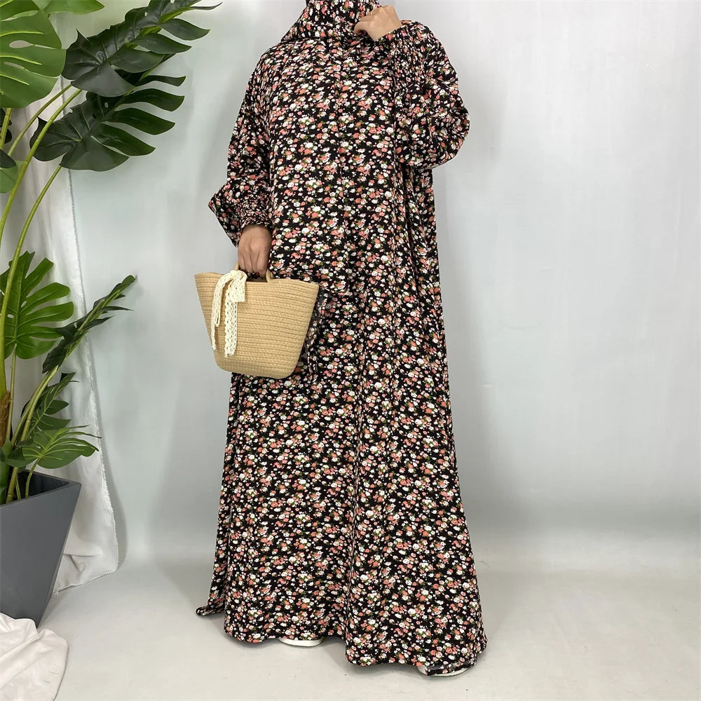 Abaya Florale Khimar Assorti – présentation du modèle, vue 10