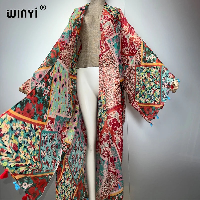 Kimono Bohème Pompons – détail du tissu et des finitions