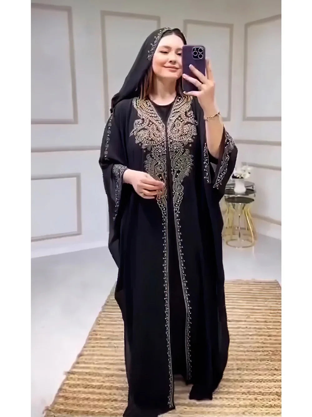 Ensemble Abaya Capuche 2 Pièces Diamant – présentation du modèle, vue 8