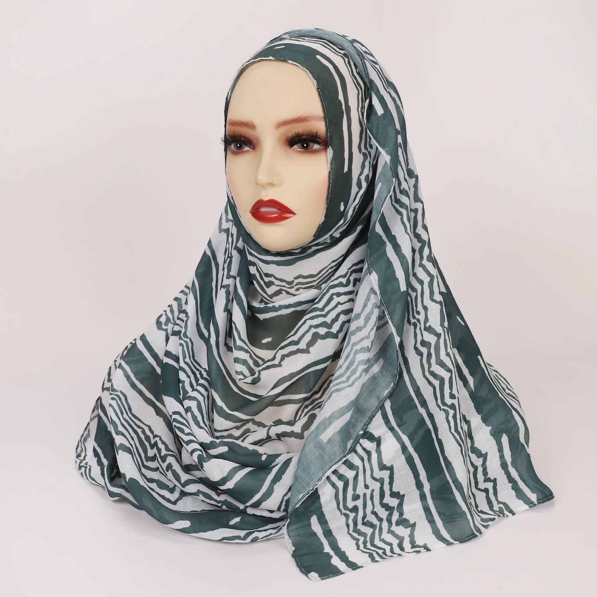 Hijab Léopard Bohème – présentation du modèle, vue 8