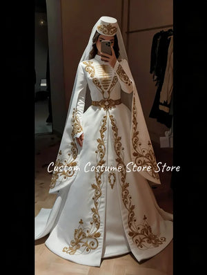 Caftan Mariage Algérien Blanc Brodé Or – vue principale