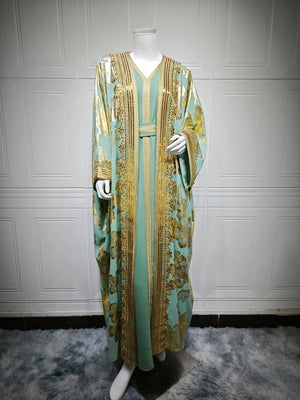 Abaya Brodée Verte Pour Femme – présentation du modèle, vue 6