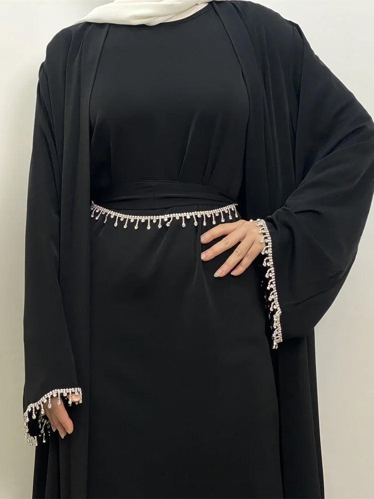 Abaya Nida Chaîne Cristal Pour Femme – détail de la coupe