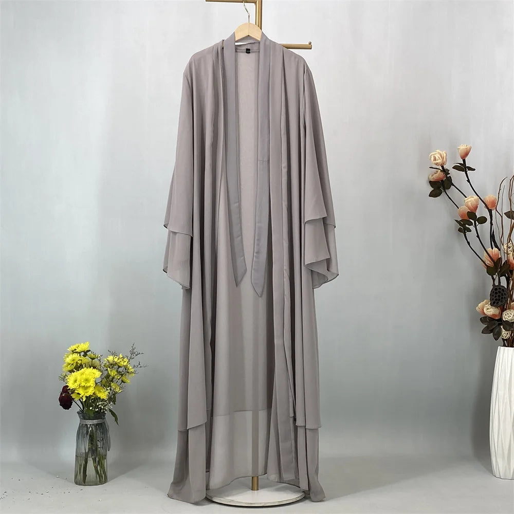 Abaya Ouverte Mousseline Kimono – présentation du modèle, vue 15