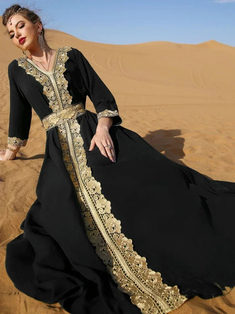 Robe de Soirée Dentelle Pour Femme – présentation du modèle, vue 4