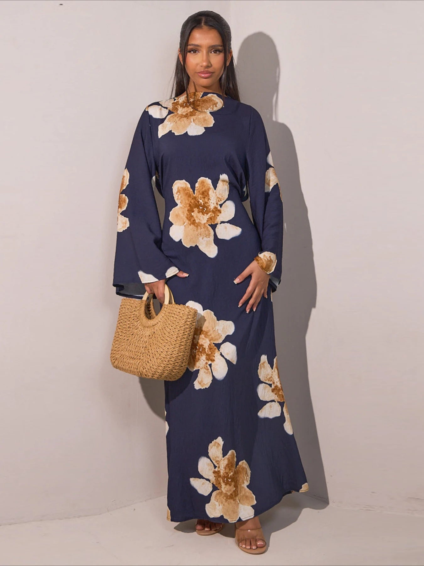 Abaya Jalabiya Imprimée Soirée – présentation du modèle, vue 8