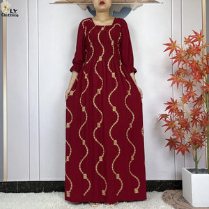 Abaya Africaine Coton Brodée – présentation du modèle, vue 5
