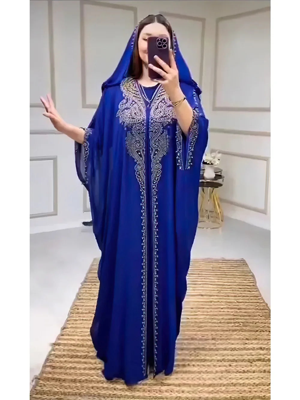 Ensemble Abaya Capuche 2 Pièces Diamant – présentation du modèle, vue 7