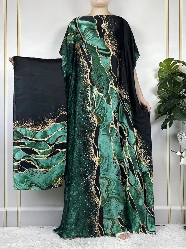 Abaya Imprimée Satin Douce Pour Femme – présentation du modèle, vue 10