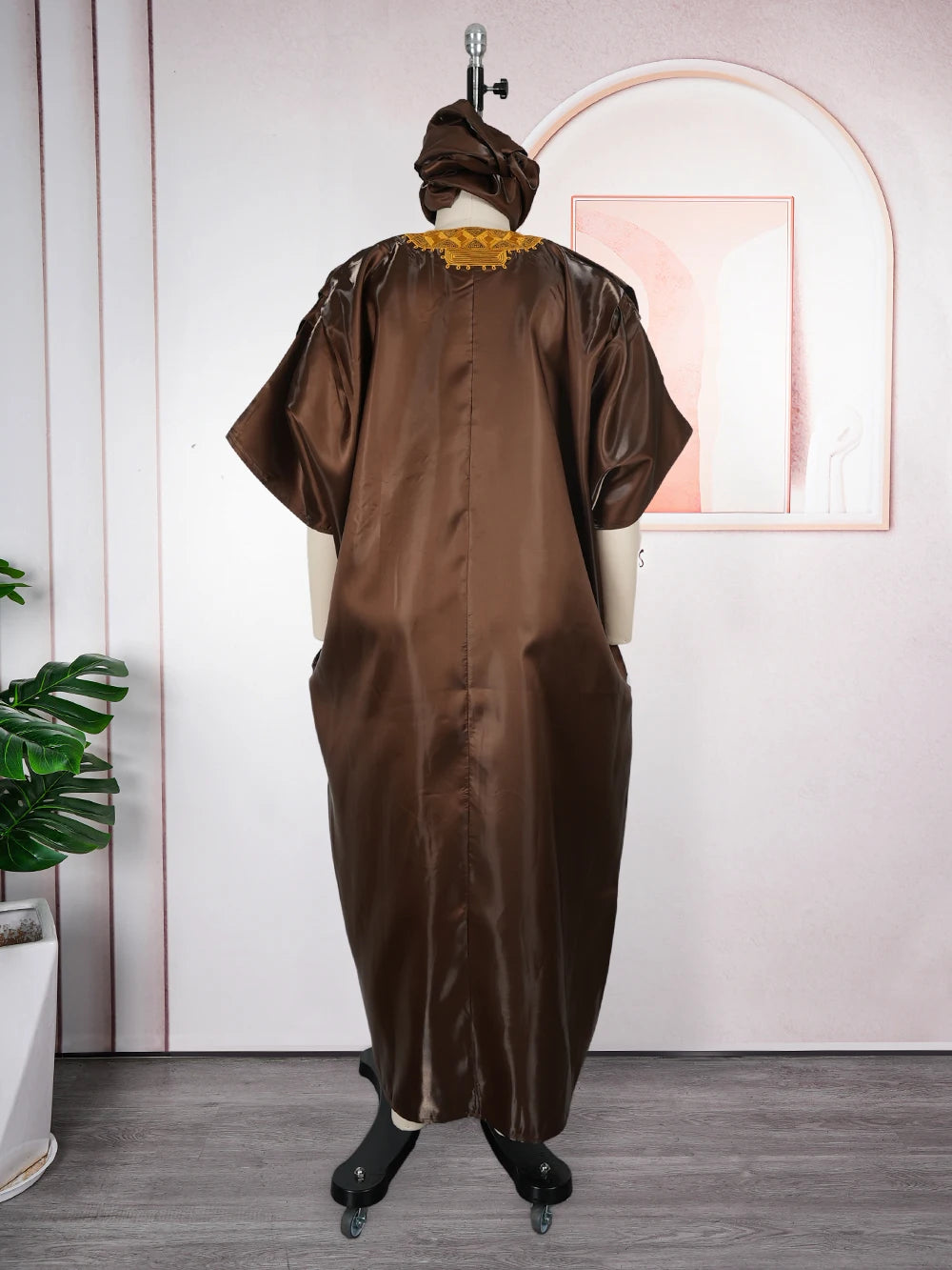 Abaya Africaine Dashiki Brodée Pour Femme – vue 4