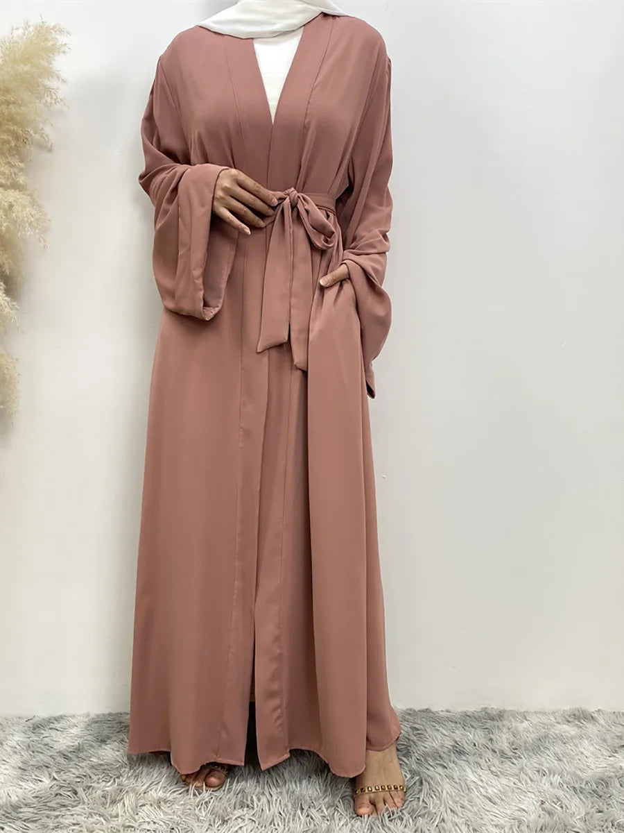 Abaya Kimono Ouverte Pour Femme – présentation du modèle, vue 13