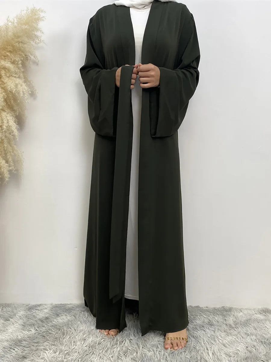 Abaya Kimono Ouverte Pour Femme – présentation du modèle, vue 15