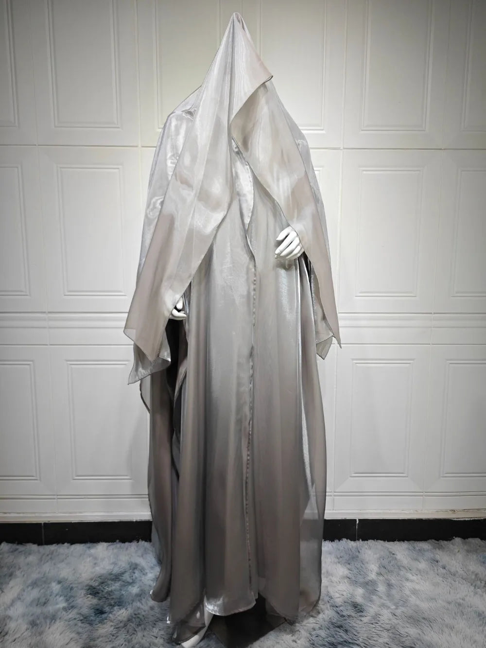 Abaya Kimono Satinée avec Foulard – vue produit 7 – Maison Layina
