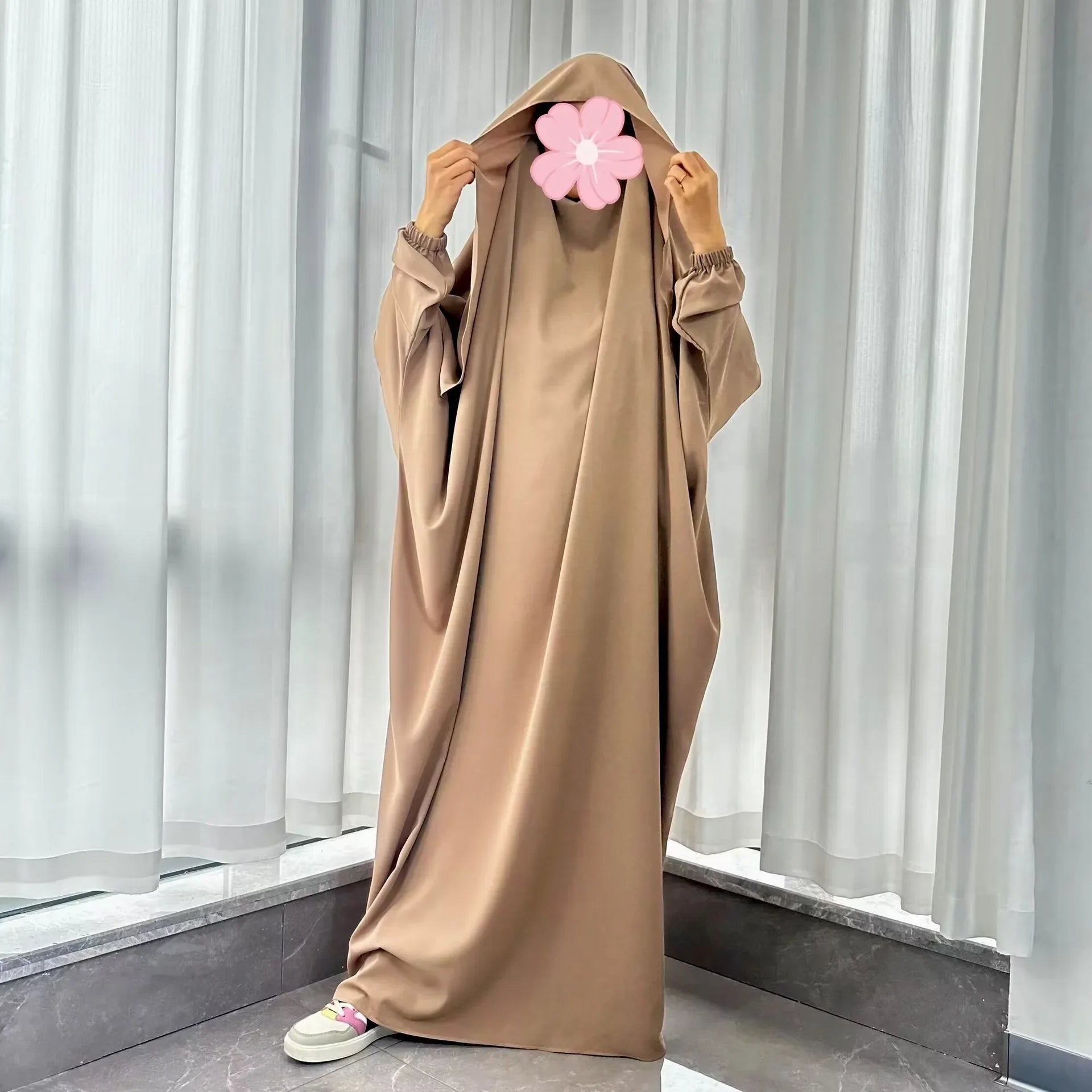 Abaya de Prière à Capuche Unie – vue produit 13
