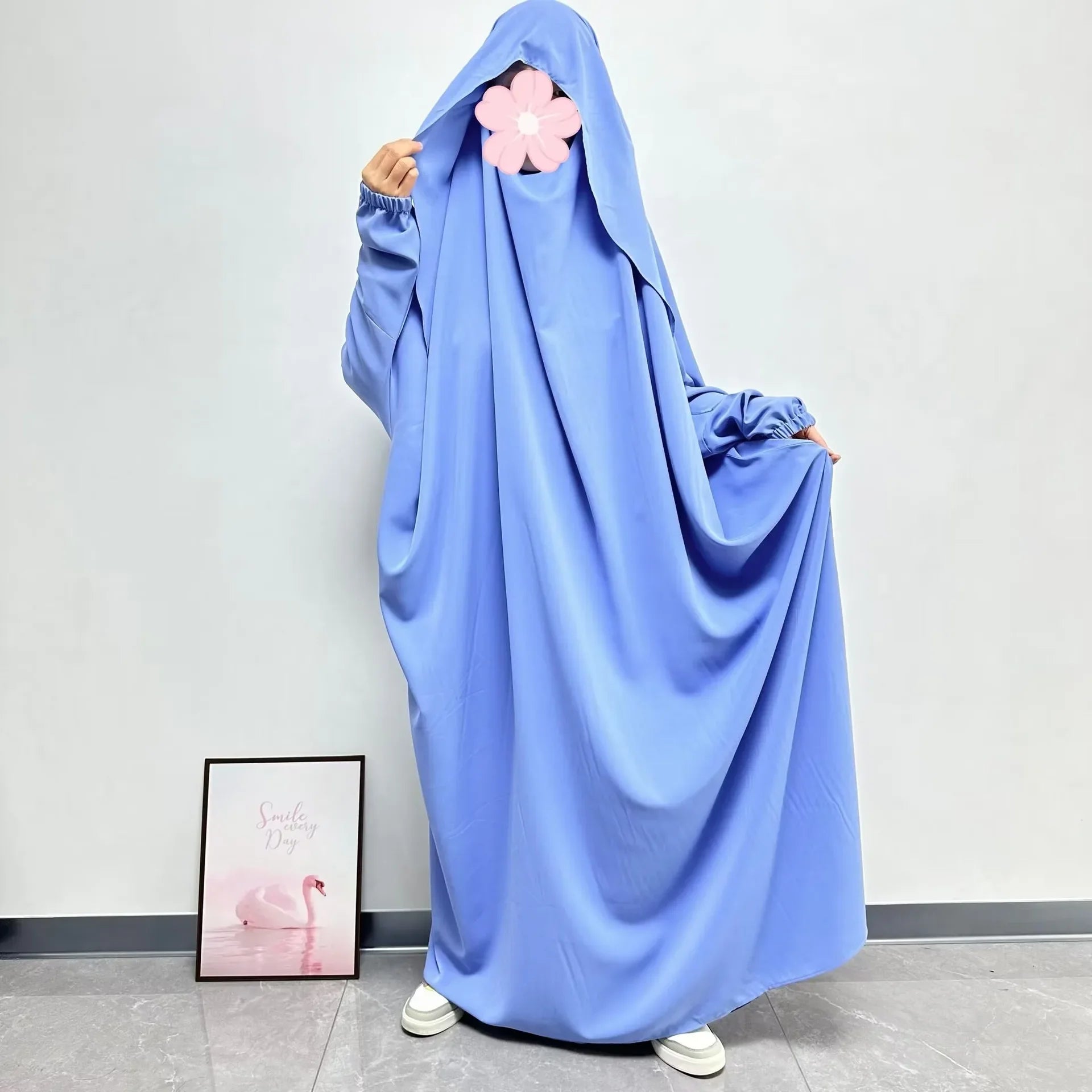 Abaya de Prière à Capuche Unie – vue produit 16