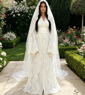 Caftan Mariage Takchita Dentelle Vintage – vue produit 1 – Maison Layina