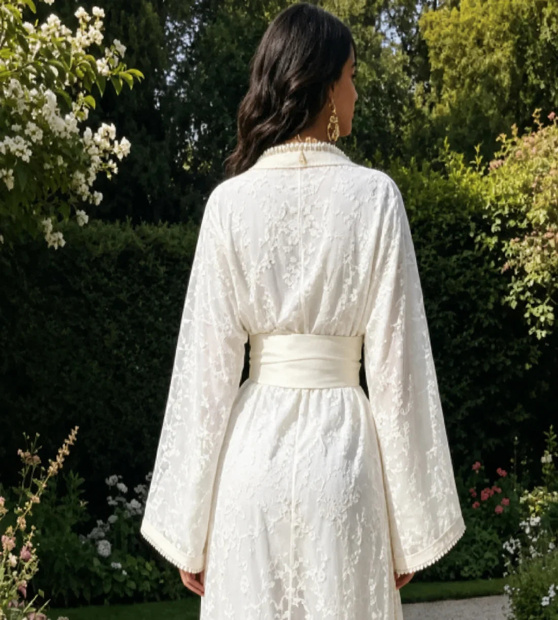 Takchita de mariage en dentelle vintage – détail
