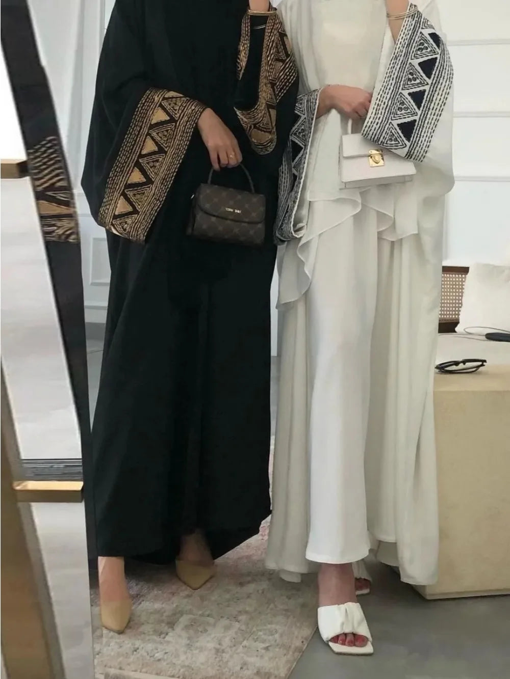 Caftan Marocain Brodé Ouvert – vue principale