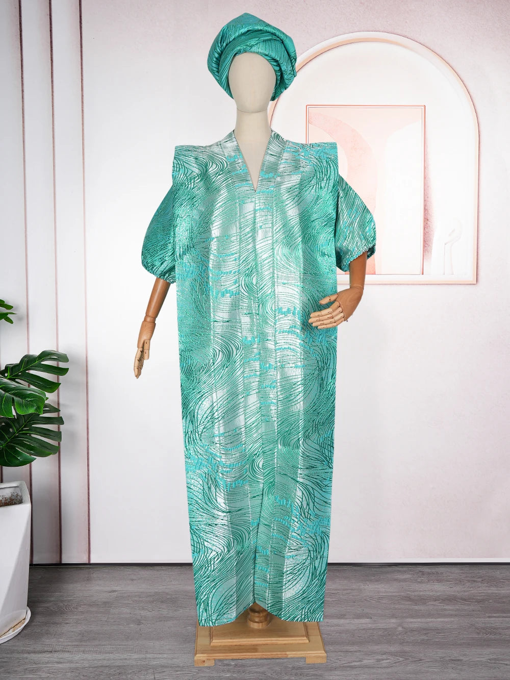Caftan Marocain Satiné Pour Femme – détail de la coupe