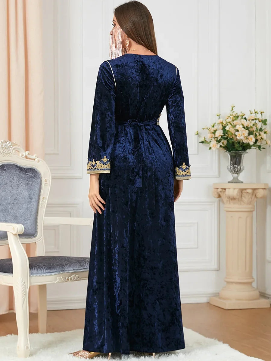 Caftan Marocain Velours Hiver Brodé Pour Femme – vue 5