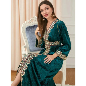 Caftan Marocain Velours Hiver Brodé Pour Femme – vue 8
