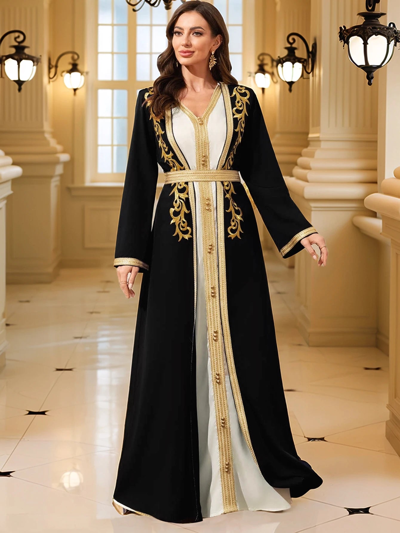 Caftan Noir Brodé Or Pour Femme – vue principale