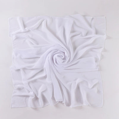Hijab Carré Mousseline 110 × 110 cm – Tons Essentiels en blanc – Maison Layina