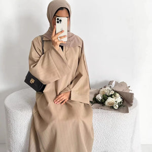Kaftan Jalabiya Rayée Pour Femme – présentation du modèle, vue 4