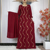Abaya africaine bordeaux à smocks et broderies dorées avec étole