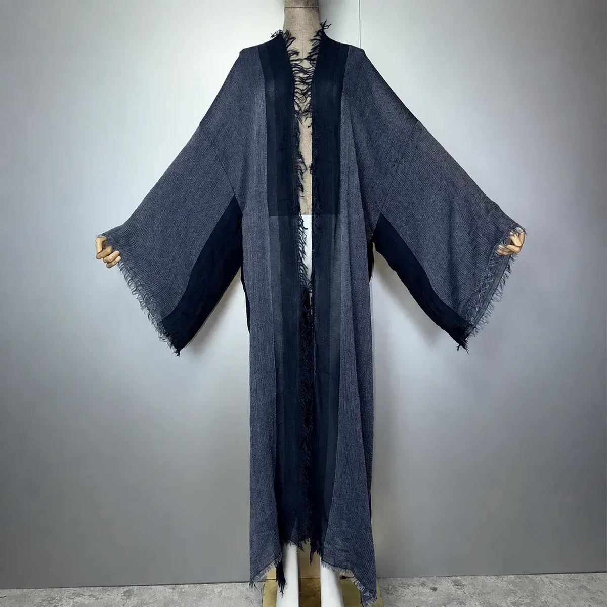 Abaya kimono rétro bleu gris à franges – vue complète