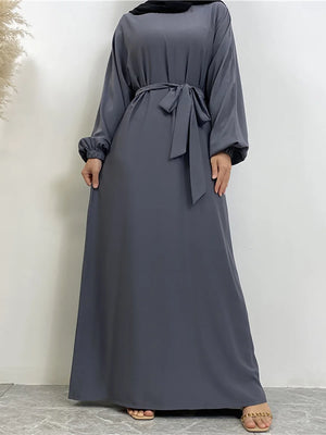 Robe Élégante Caftan Marocain À Poches – détail du tissu et des finitions
