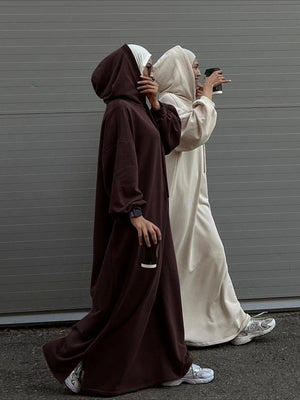 Robe Capuche Saoudienne – détail du tissu et des finitions