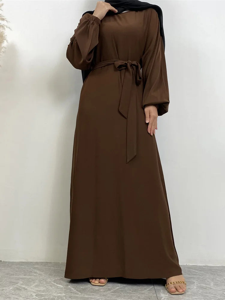 Robe Marocaine Style Simple – présentation du modèle, vue 7