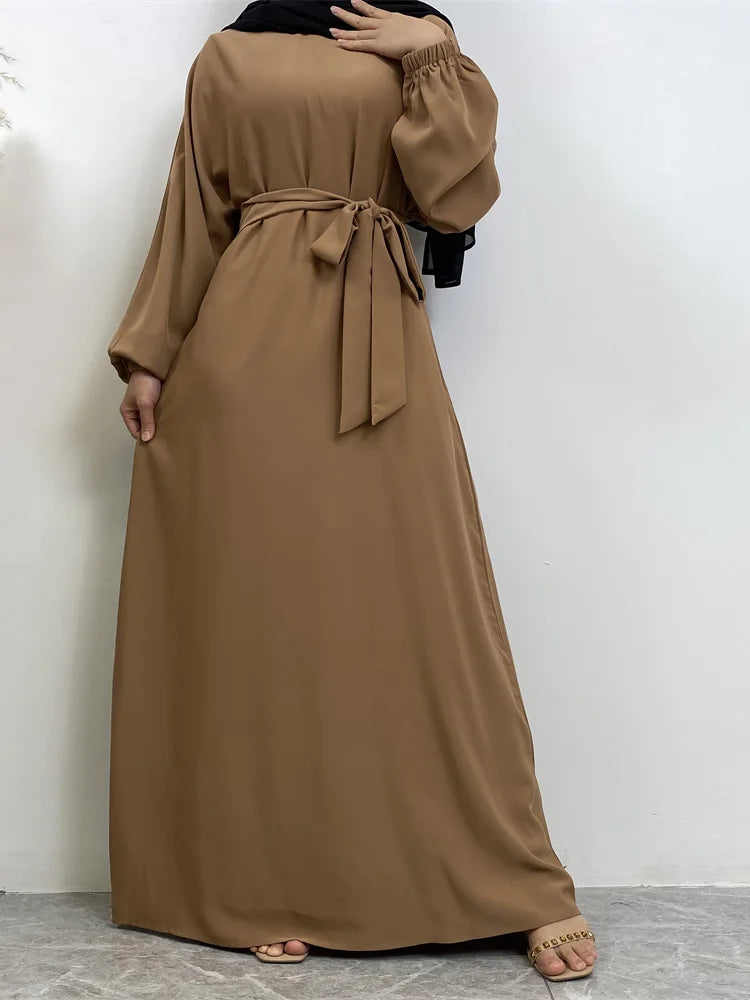 Robe Marocaine Style Simple – présentation du modèle, vue 9
