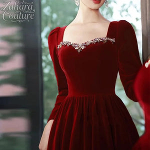 Robe Orientale Velours Col Carré Zahara – vue produit 3 – Maison Layina