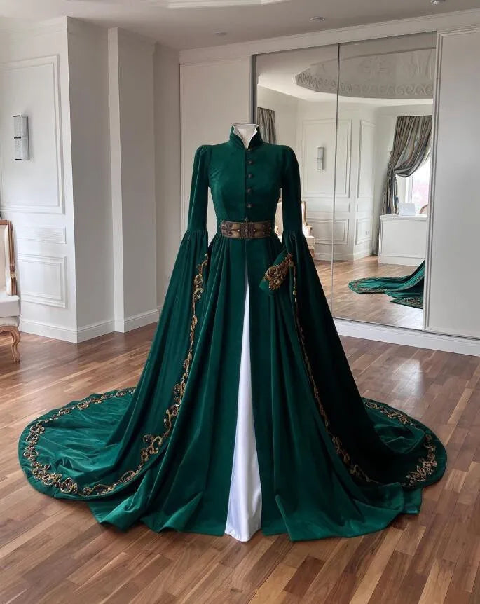 Robe Orientale Velours Vert Brodée – vue principale